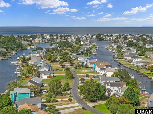 $335,000 | 109 Harbour View Drive, Kill Devil Hills, NC 27948