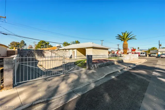 $1,600 | 4212 Baxter Place, Las Vegas, NV 89107