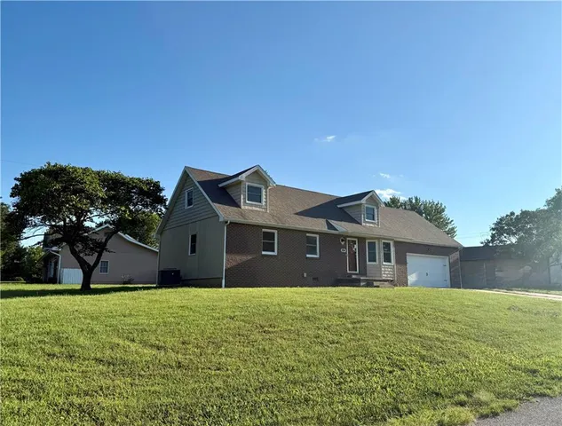 $275,000 | 804 East 22nd Street, Fort Scott, KS 66701