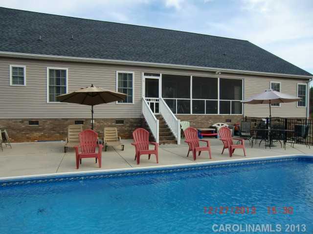 1117 Cedar Hills Lane Lancaster, SC 29720 - Photo 2 of 16