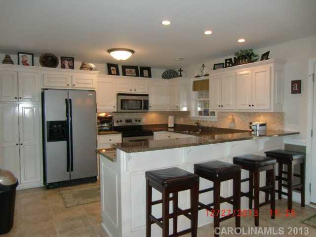 1117 Cedar Hills Lane Lancaster, SC 29720 - Photo 3 of 16