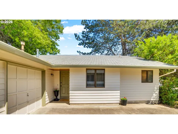 $385,000 | 19909 Southwest Southview Street, Beaverton, OR 97078