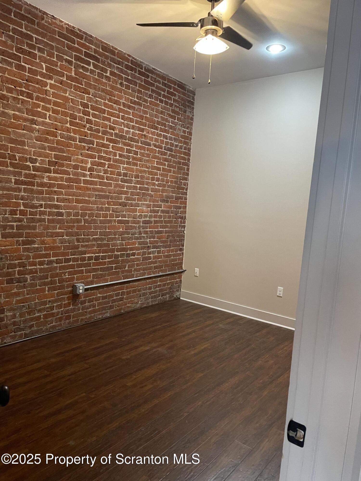 322 Penn Avenue, Unit 1 Scranton, PA 18503 - Photo 5 of 6 IMG_6777