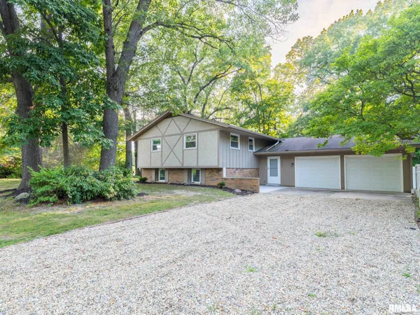 $245,000 | 7711 Linden Lane, Delavan, IL 61734