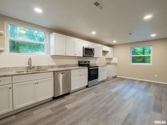 $264,500 | 7711 Linden Lane, Delavan, IL 61734