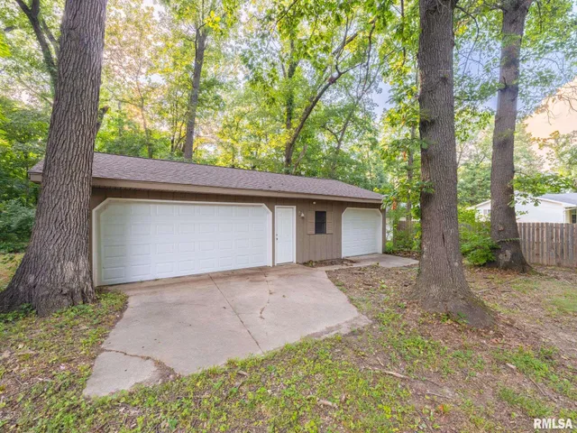 $264,500 | 7711 Linden Lane, Delavan, IL 61734