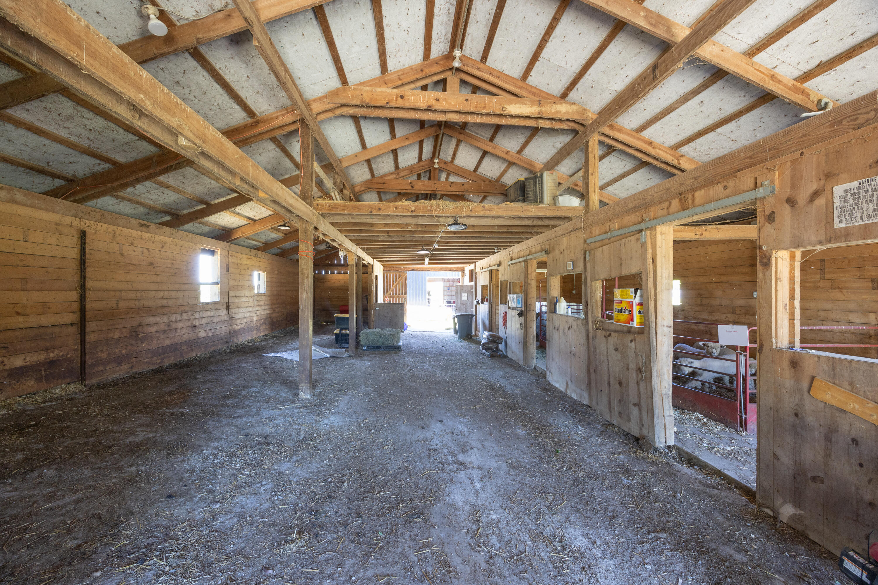 1101 Muir Station Road Lexington, KY 40516 - Photo 24 of 39 24_0701_Muir station rd_ww-5679