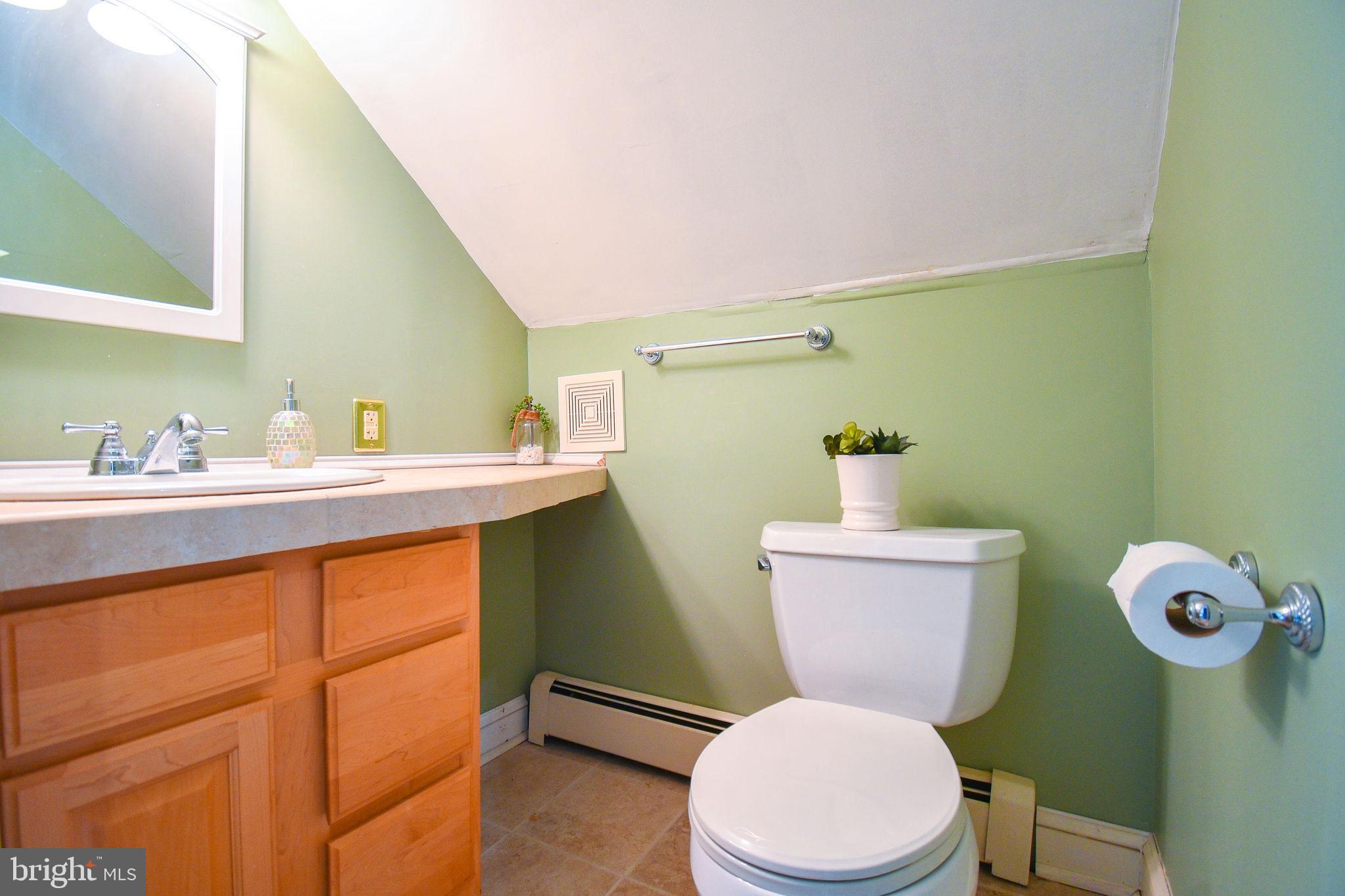 22 Rorer Avenue Hatboro, PA 19040 - Photo 30 of 42 Bathroom Upper Level