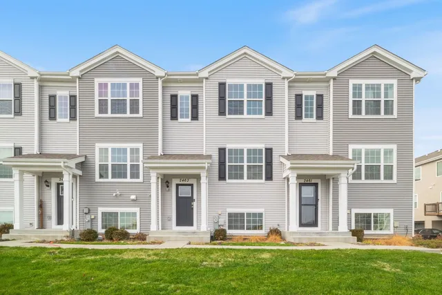 $340,000 | 2463 BELLA Drive, Pingree Grove, IL 60140