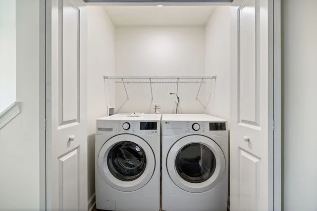 $340,000 | 2463 BELLA Drive, Pingree Grove, IL 60140