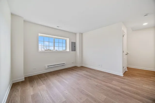 $340,000 | 2463 BELLA Drive, Pingree Grove, IL 60140