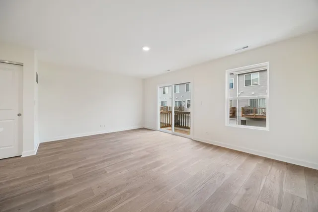 $340,000 | 2463 BELLA Drive, Pingree Grove, IL 60140