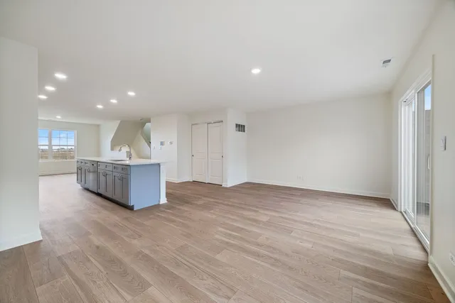 $340,000 | 2463 BELLA Drive, Pingree Grove, IL 60140