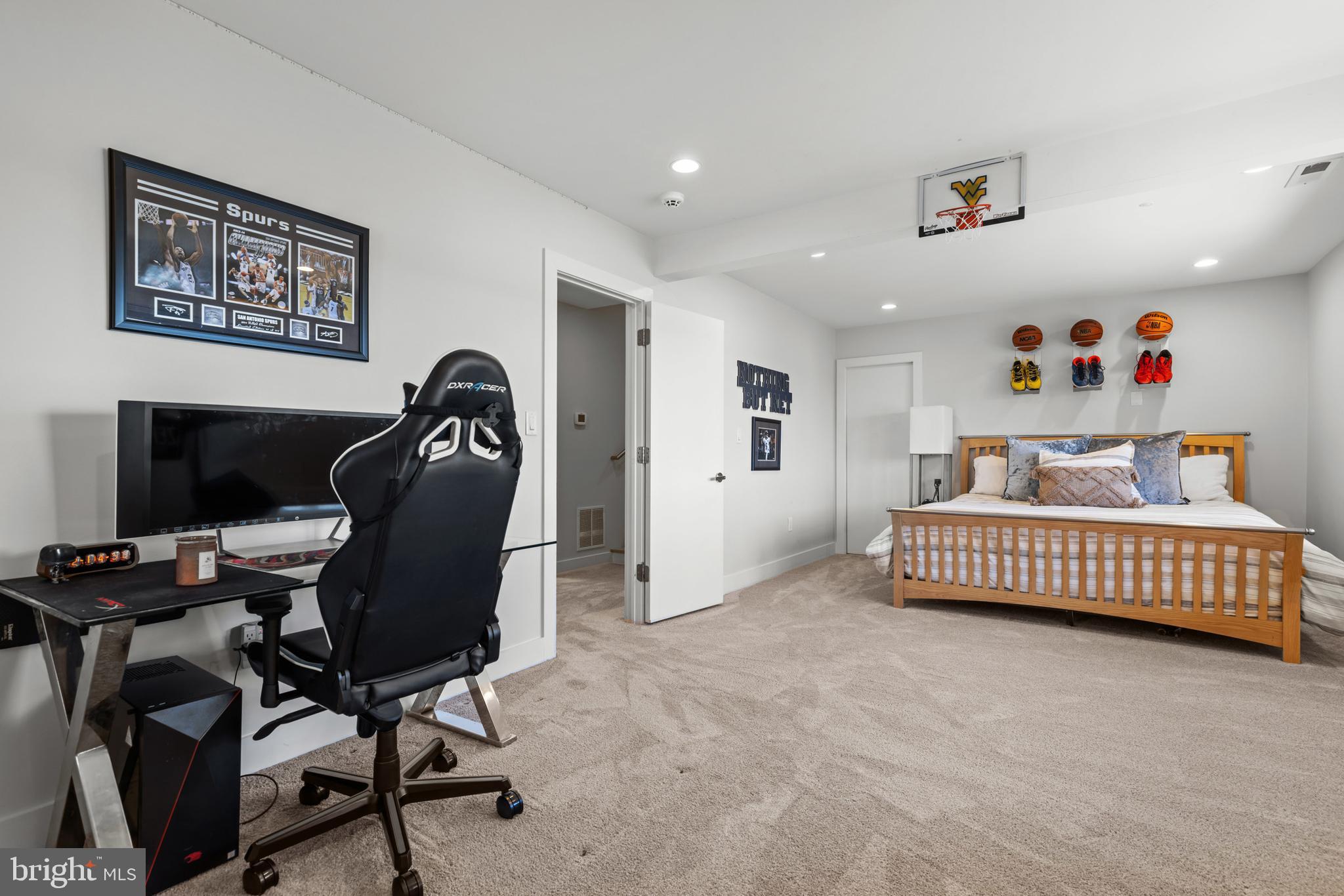 1252 Fenwick Garth Arnold, MD 21012 - Photo 48 of 85 Large Water View Bedroom