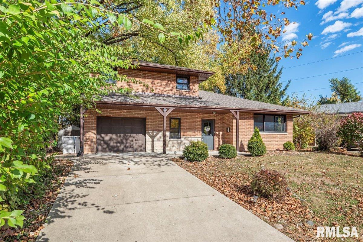 11 Bonnie Brook Road Chatham, IL 62629 - Photo 3 of 27