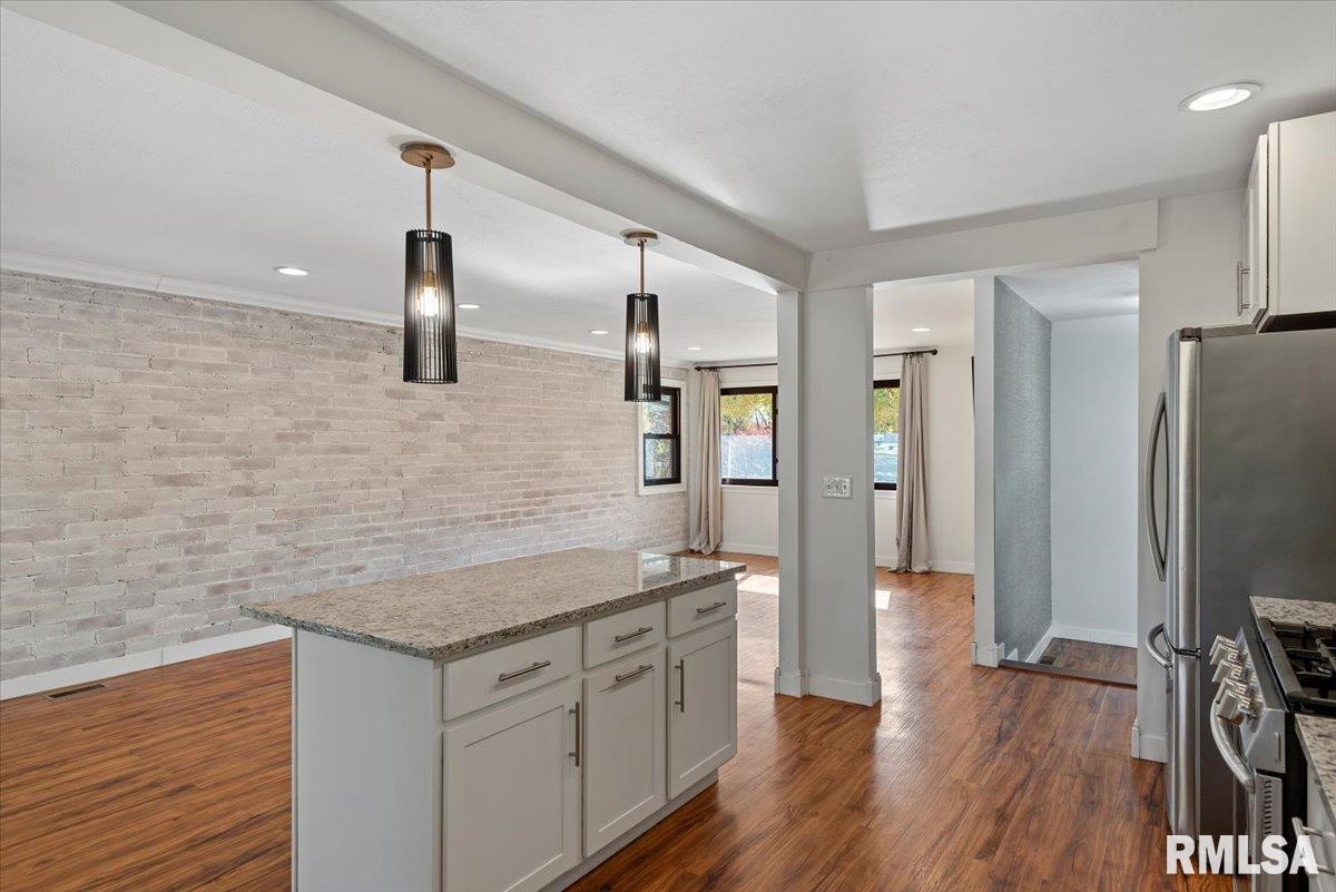 11 Bonnie Brook Road Chatham, IL 62629 - Photo 6 of 27