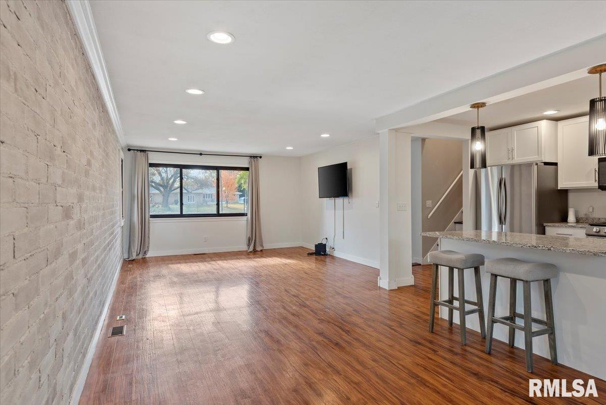 11 Bonnie Brook Road Chatham, IL 62629 - Photo 9 of 27