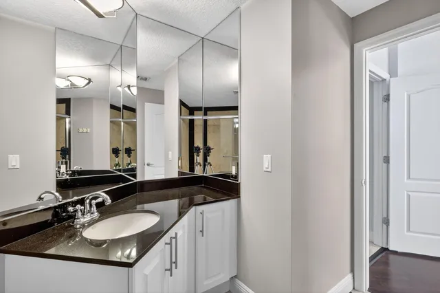 $2,400 | 11011 Legacy Lane, Unit 105, Palm Beach Gardens, FL 33410