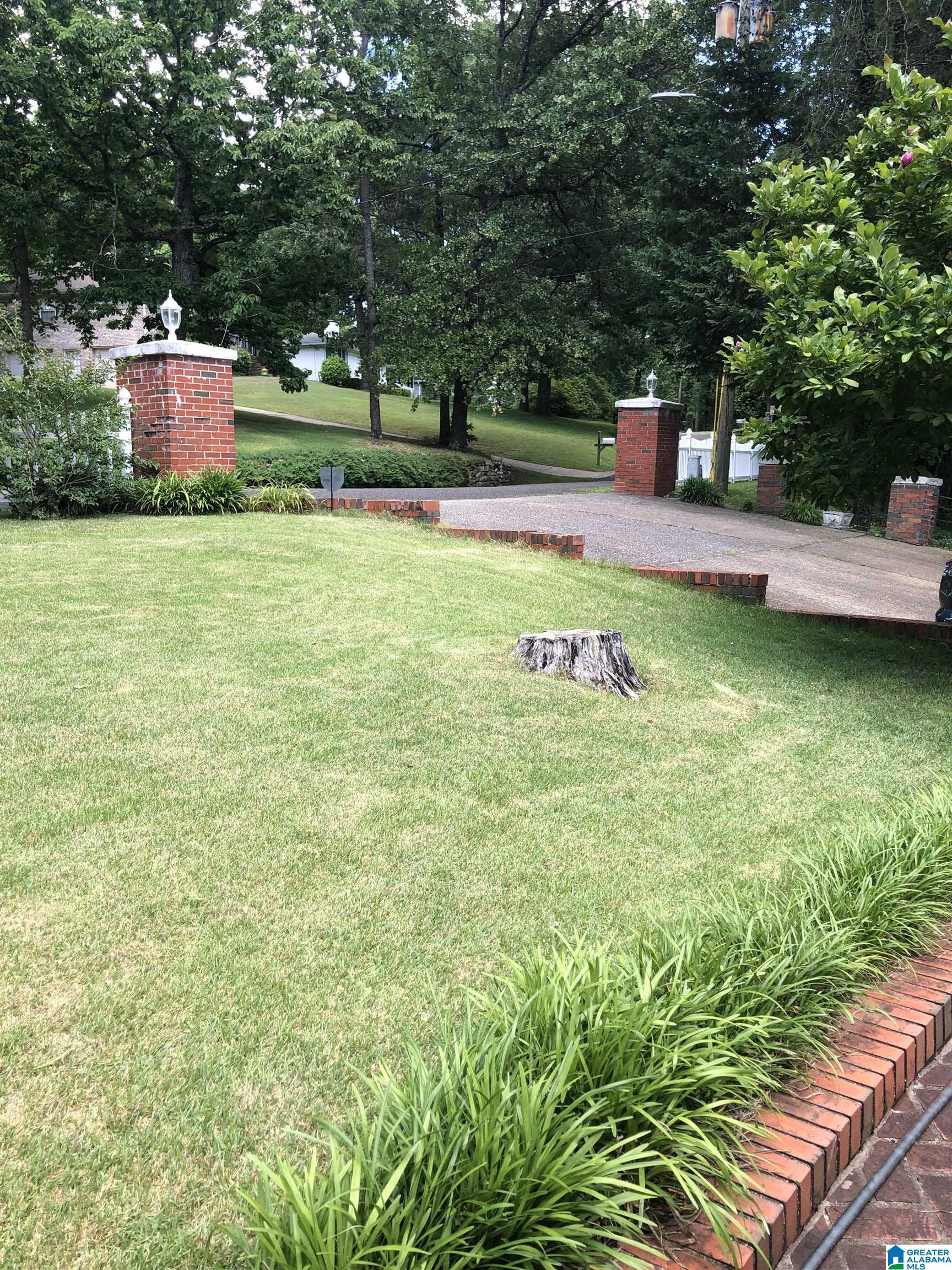 657 Ridge Top Circle Birmingham, AL 35206 - Photo 3 of 18