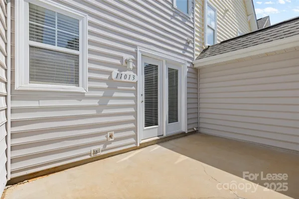 a view of backyard with window