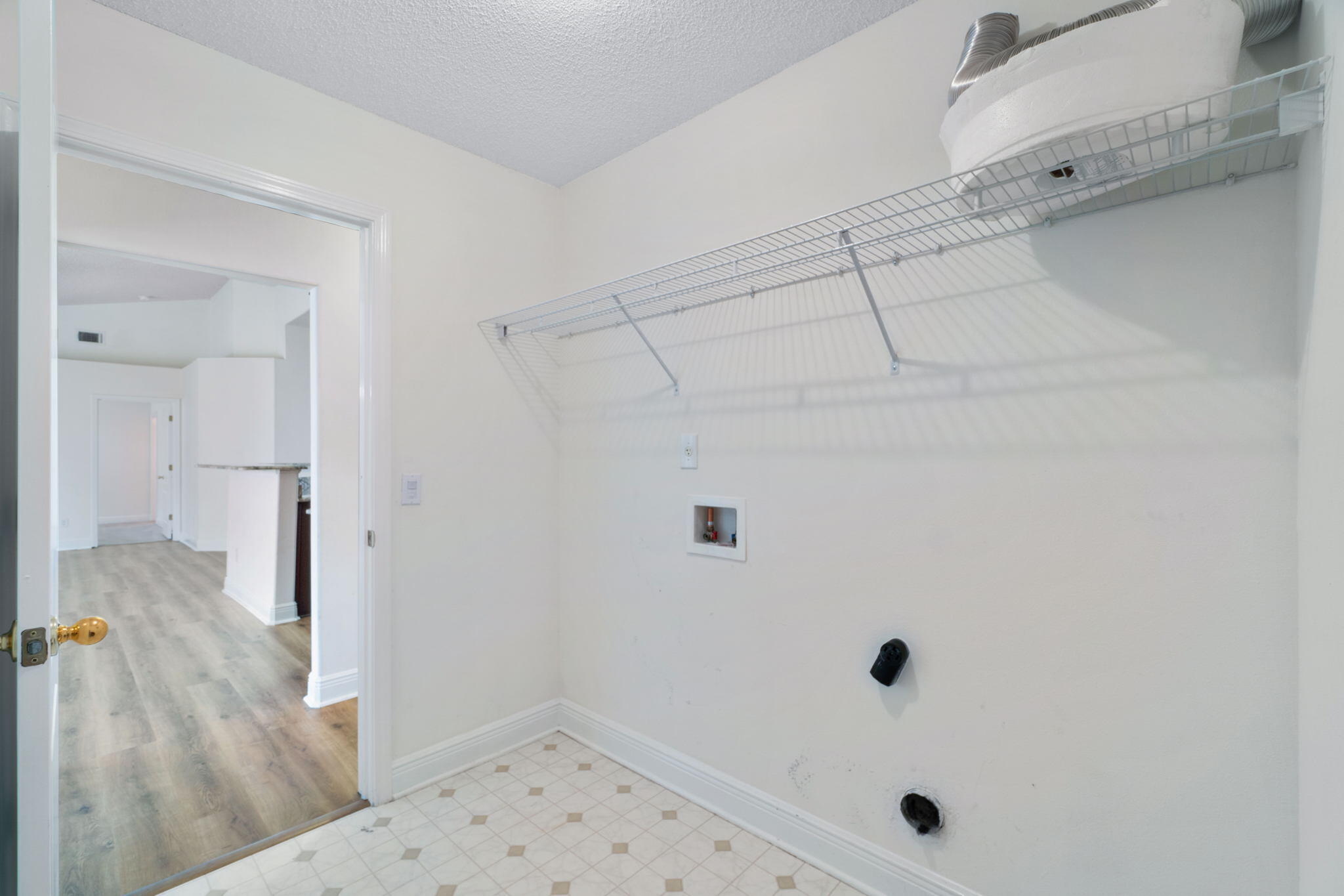 641 Territory Lane Crestview, FL 32536 - Photo 37 of 41 a bathroom with a sink and a shower