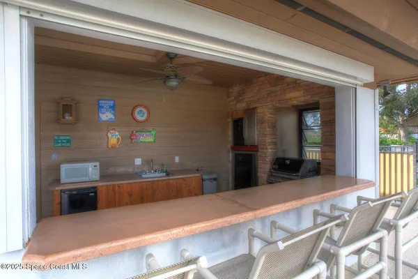 $199,000 | 6165 South Mirror Lake Drive, Unit 103, Sebastian, FL 32958