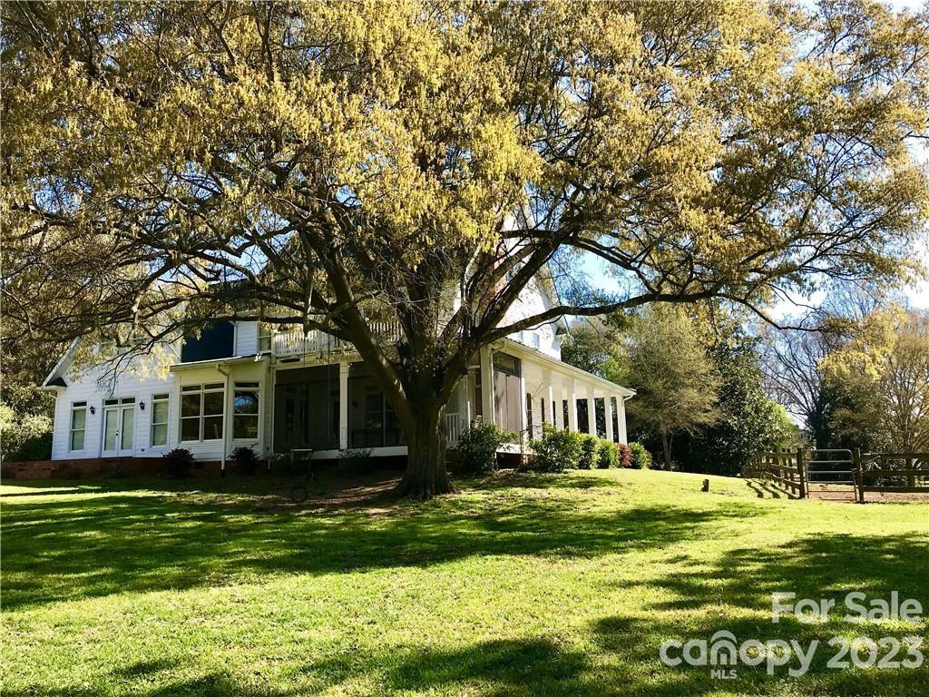 13849 Beatties Ford Road Huntersville, NC 28078 - Photo 40 of 48