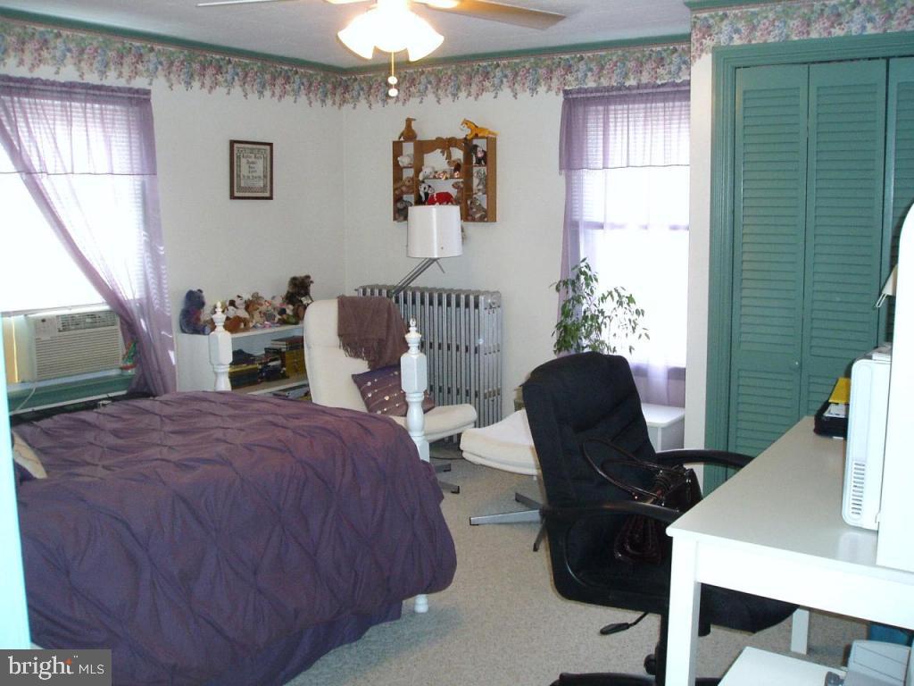 128 North Cedar Street Lititz, PA 17543 - Photo 29 of 38