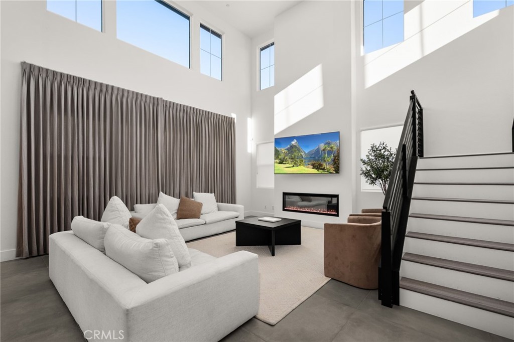 11401 West Serrano Square Yucaipa, CA 92399 - Photo 11 of 46 a living room with furniture