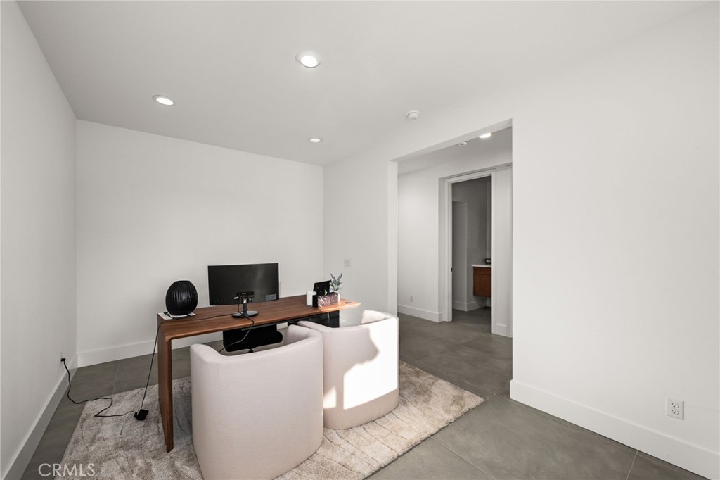 11401 West Serrano Square Yucaipa, CA 92399 - Photo 5 of 46 a living room with a couch and a window