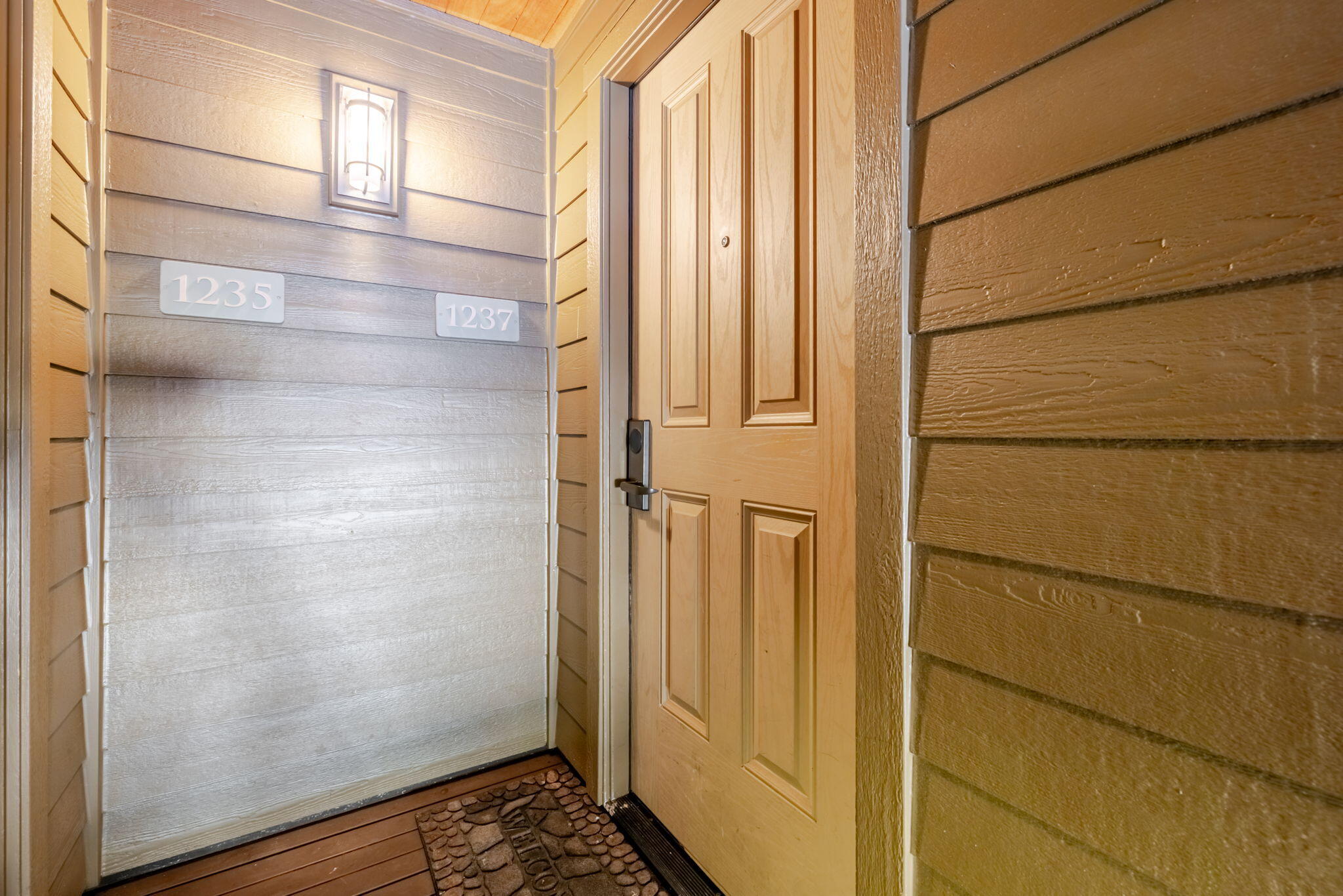 18575 Southwest Century Drive, Unit 1237/1238 Bend, OR 97702 - Photo 22 of 42 27-web-or-mls-18575 SW Century Drive UNI