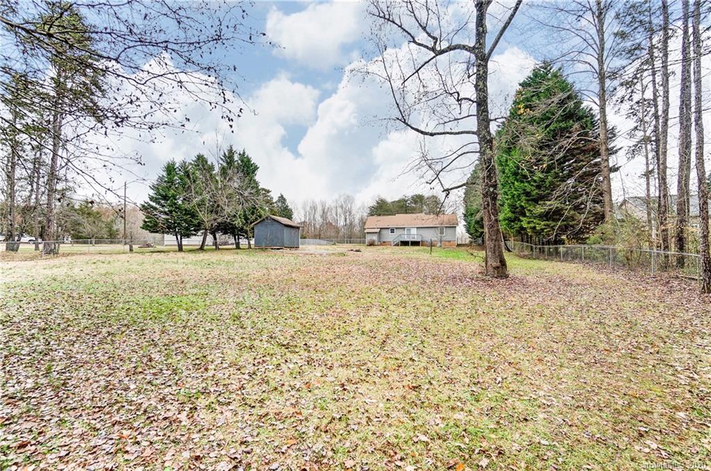 2385 Whitley Road Fort Mill, SC 29708 - Photo 22 of 25 a view of open space with trees