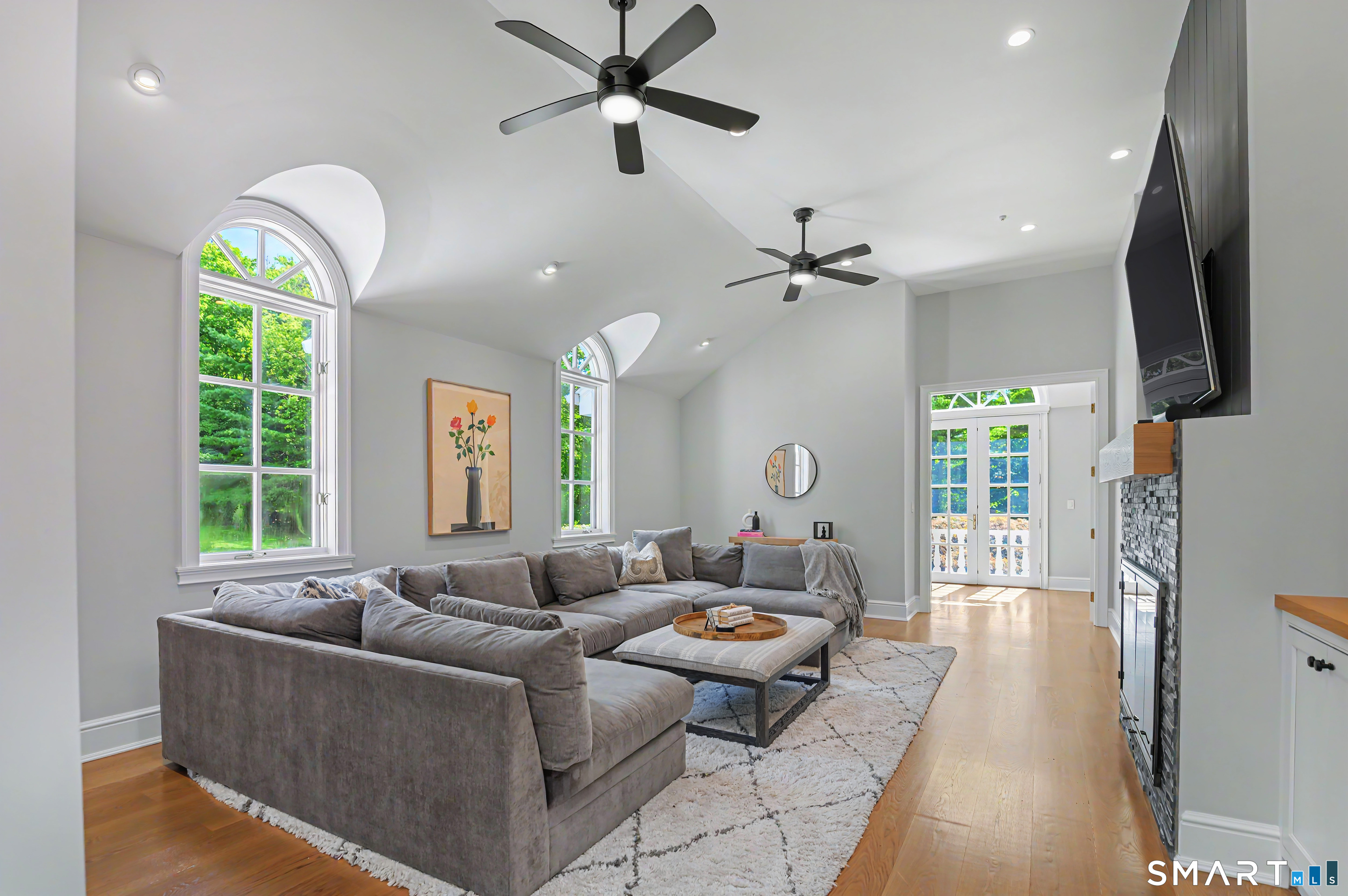 85 Manor Road Ridgefield, CT 06877 - Photo 14 of 40 Gallery Image 14