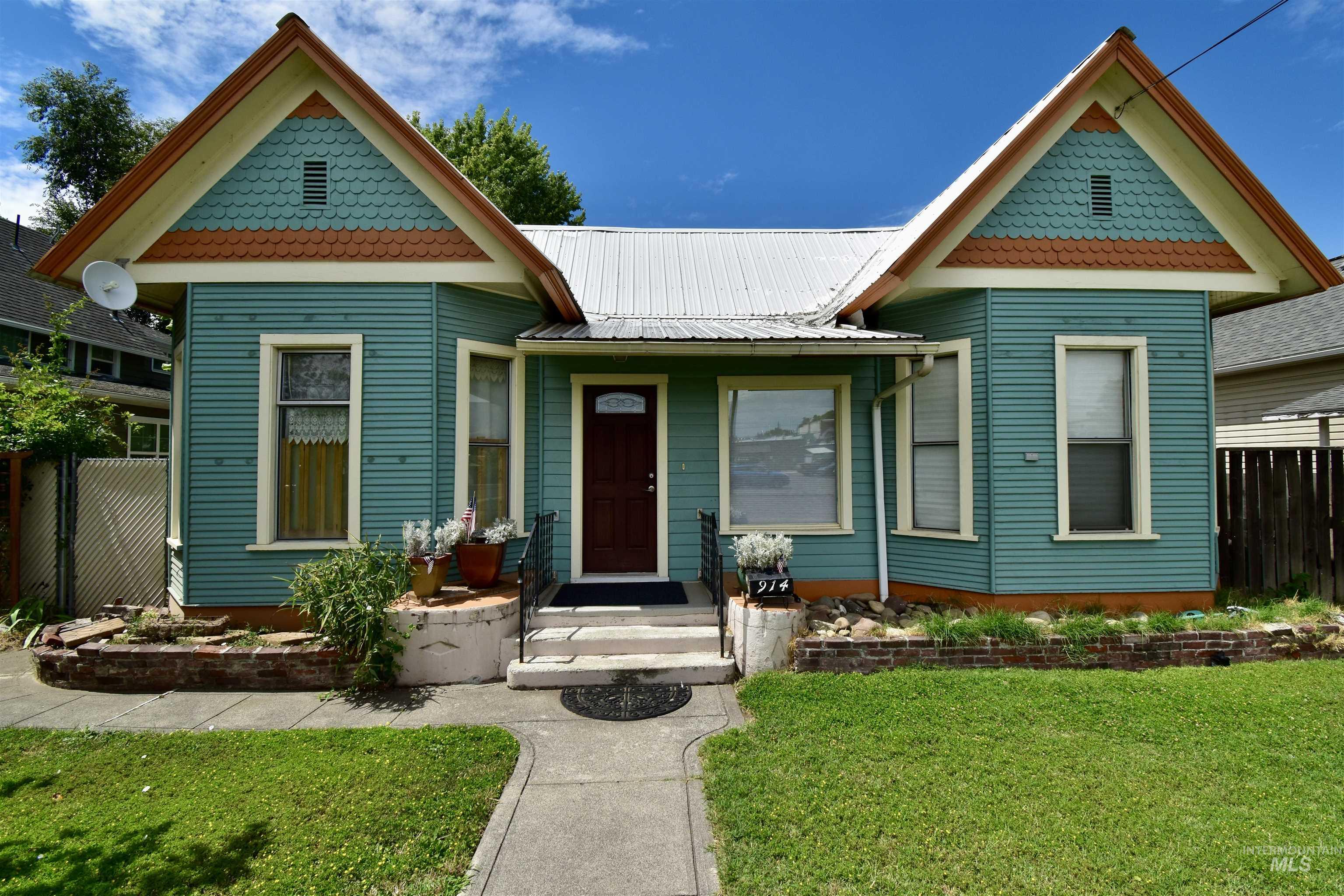 914 7th Street Clarkston, WA 99403 - Photo 1 of 13