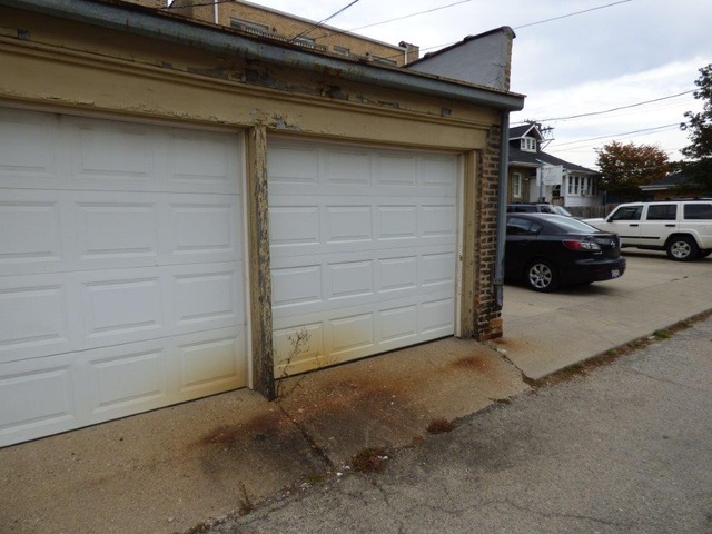 2425 West Foster Avenue, Unit 2E Chicago, IL 60625 - Photo 11 of 12