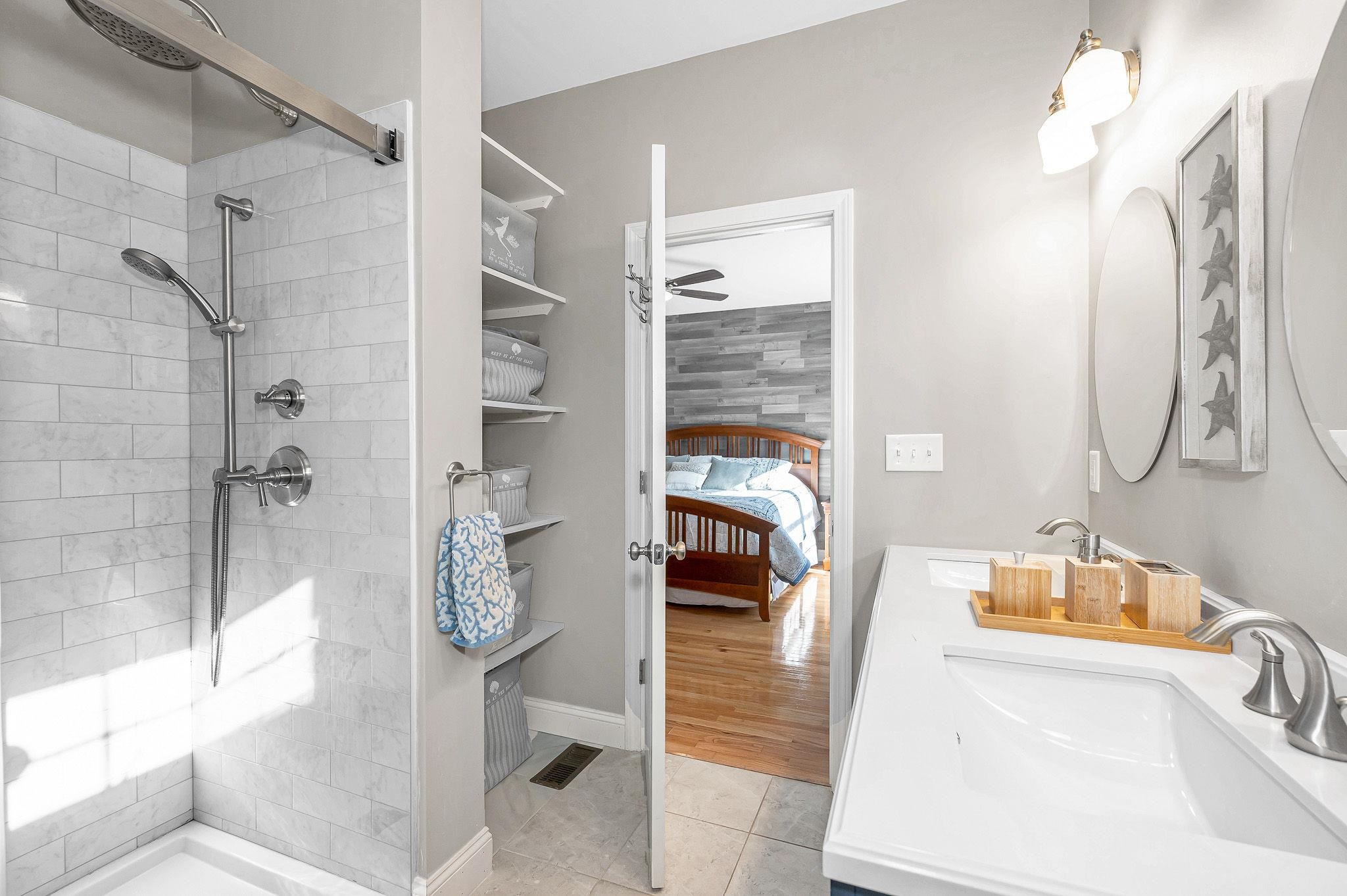 8 Crown Point Circle Merrimack, NH 03054 - Photo 22 of 41