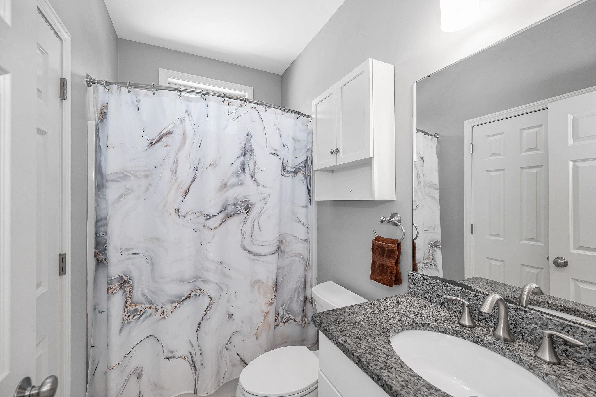 8 Crown Point Circle Merrimack, NH 03054 - Photo 24 of 41