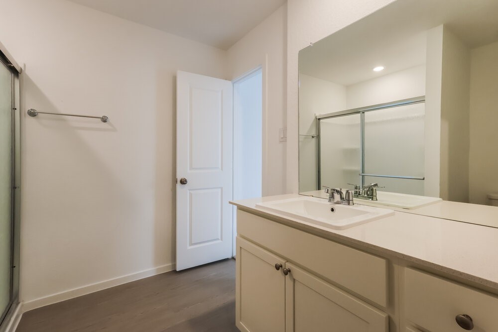 609 Craven Street Conroe, TX 77316 - Photo 11 of 16