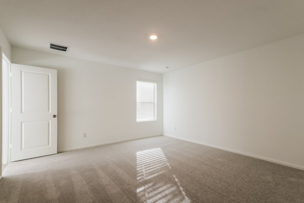 609 Craven Street Conroe, TX 77316 - Photo 8 of 16