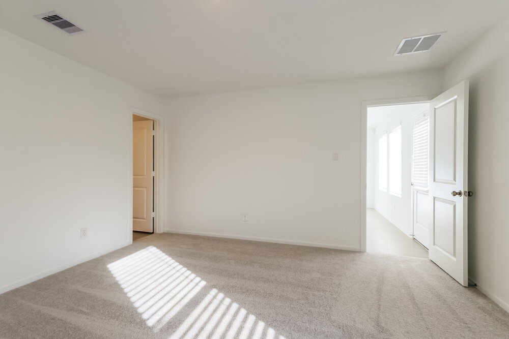 609 Craven Street Conroe, TX 77316 - Photo 9 of 16