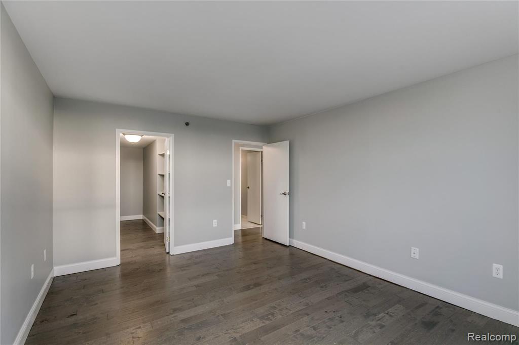 250 East Harbortown Drive, Unit 612 Detroit, MI 48207 - Photo 10 of 19