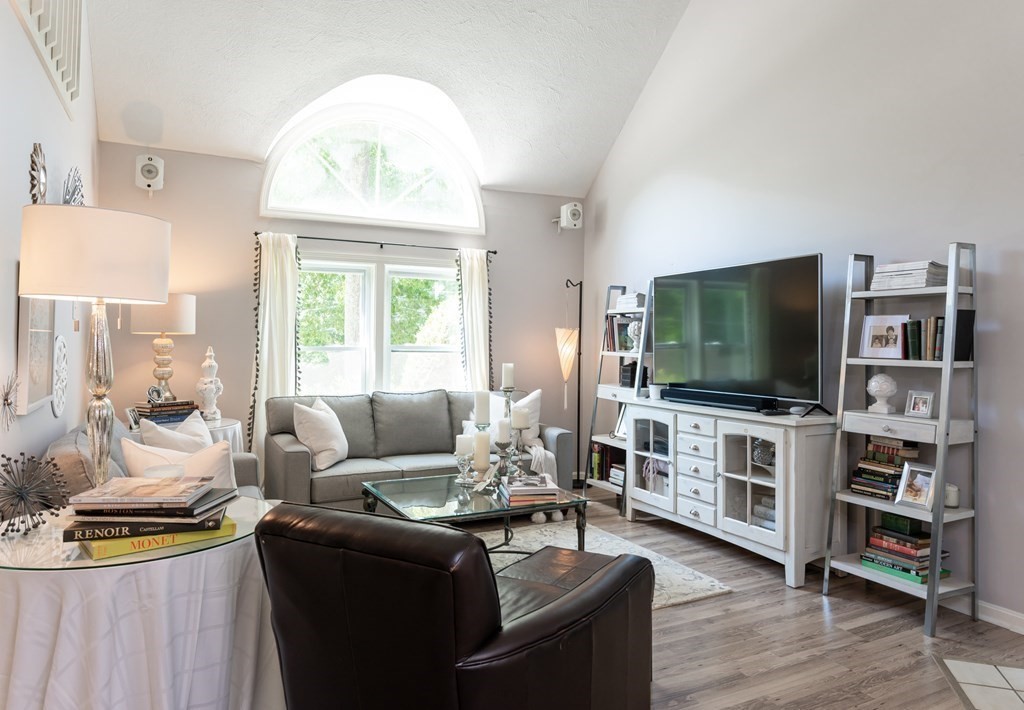 303 Fox Run Road, Unit 303 Hudson, NH 03051 - Photo 2 of 42