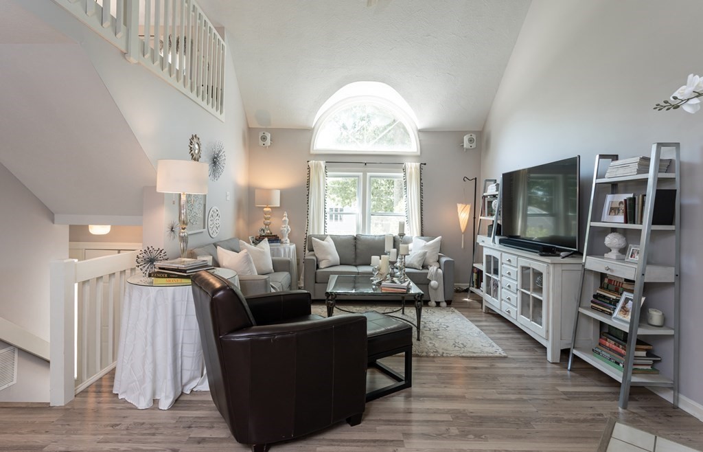 303 Fox Run Road, Unit 303 Hudson, NH 03051 - Photo 3 of 42