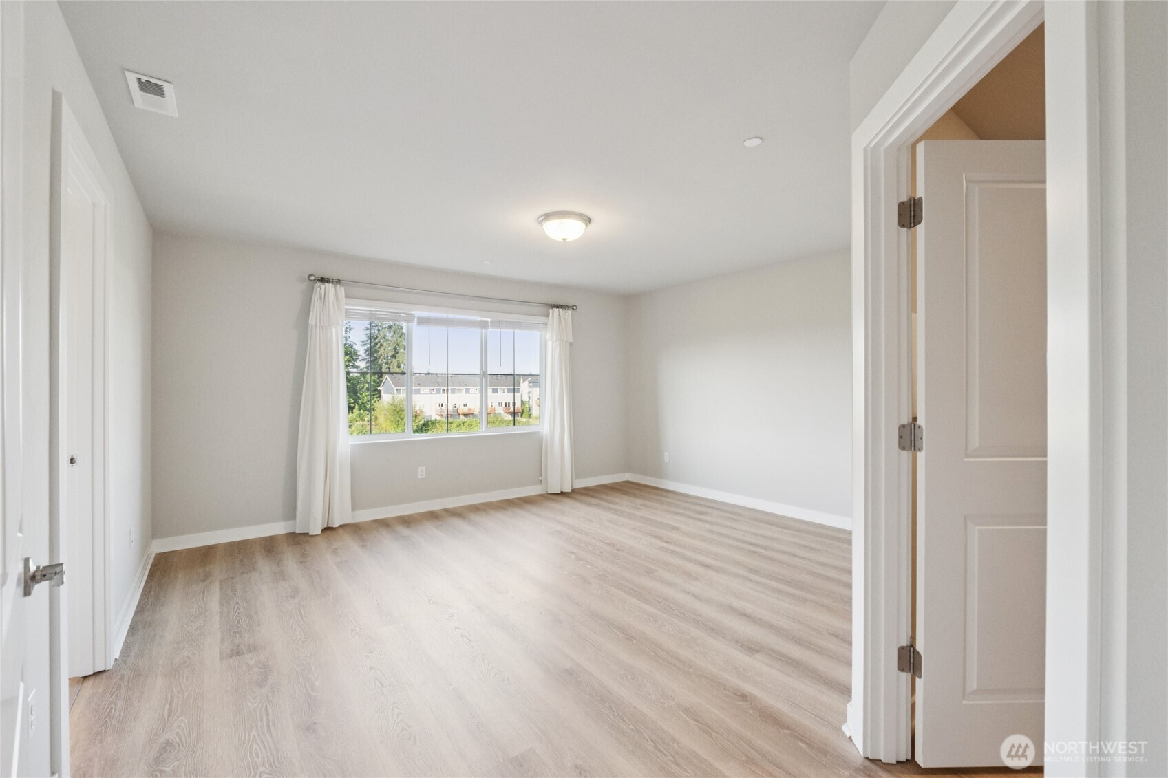 1621 Seattle Hill Road, Unit R5 Bothell, WA 98012 - Photo 15 of 40 Gallery Image 15