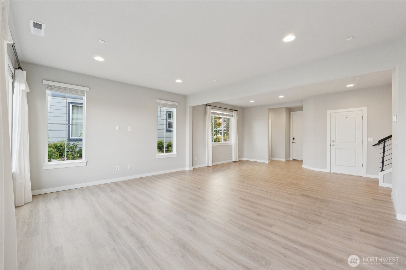 1621 Seattle Hill Road, Unit R5 Bothell, WA 98012 - Photo 4 of 40 Gallery Image 4