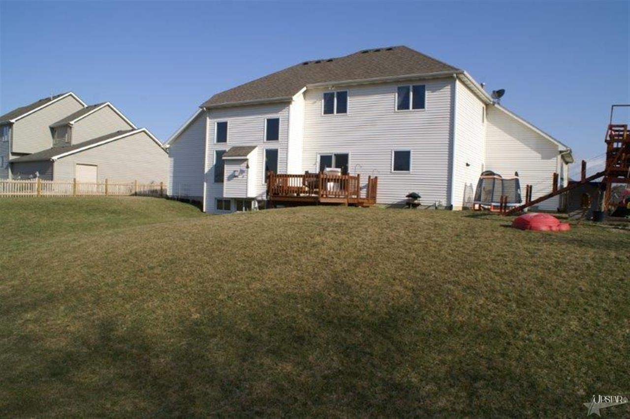 14003 Ruffner Road Fort Wayne, IN 46814 - Photo 3 of 30 Gallery Image 3