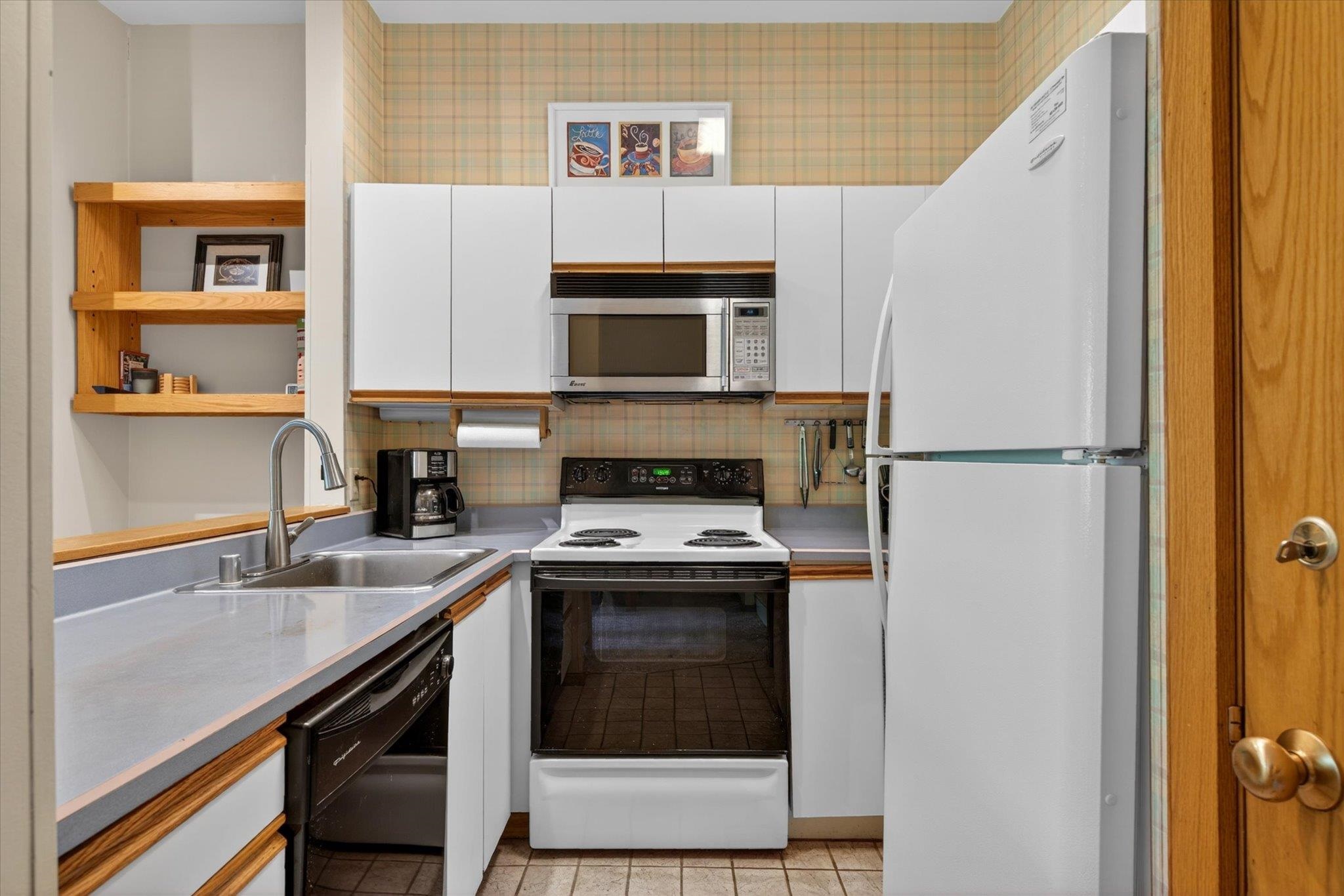 118 High Ridge Road, Unit E12 Killington, VT 05751 - Photo 26 of 38