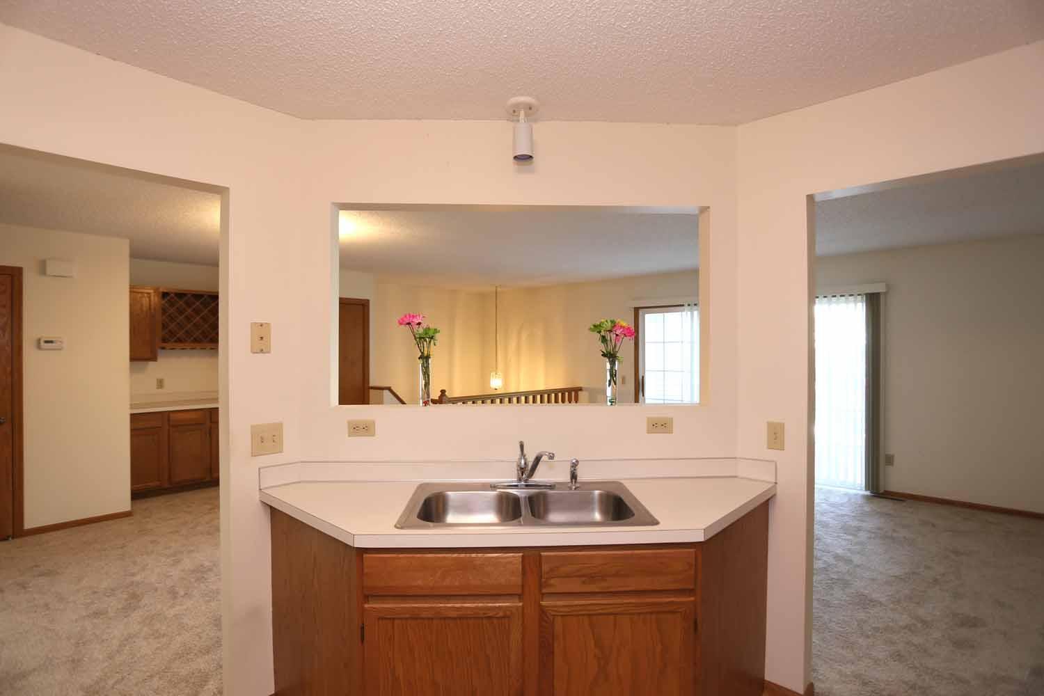 7689 Nicholas Way Chanhassen, MN 55317 - Photo 6 of 12