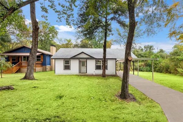 $175,000 | 521 Hilltop Drive, Tool, TX 75143