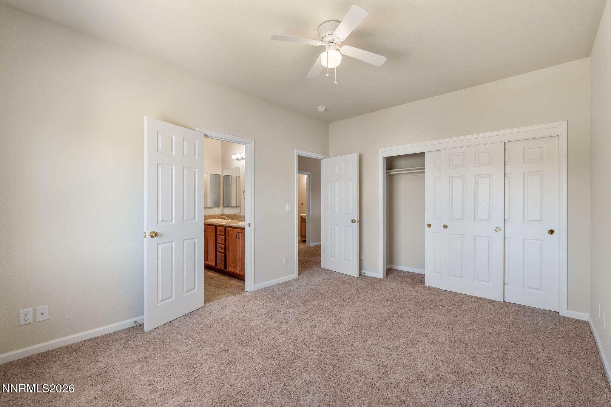 955 Demos Court Reno, NV 89512 - Photo 29 of 48 37-web-or-mls-DSC04013
